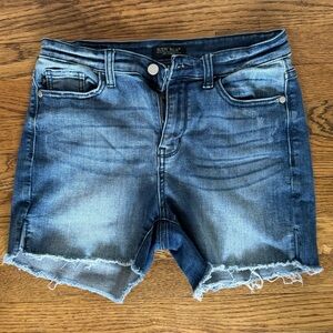 Judy Blue Shorts, size M